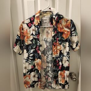 Peau De Loup Floral Short Sleeve Shirt